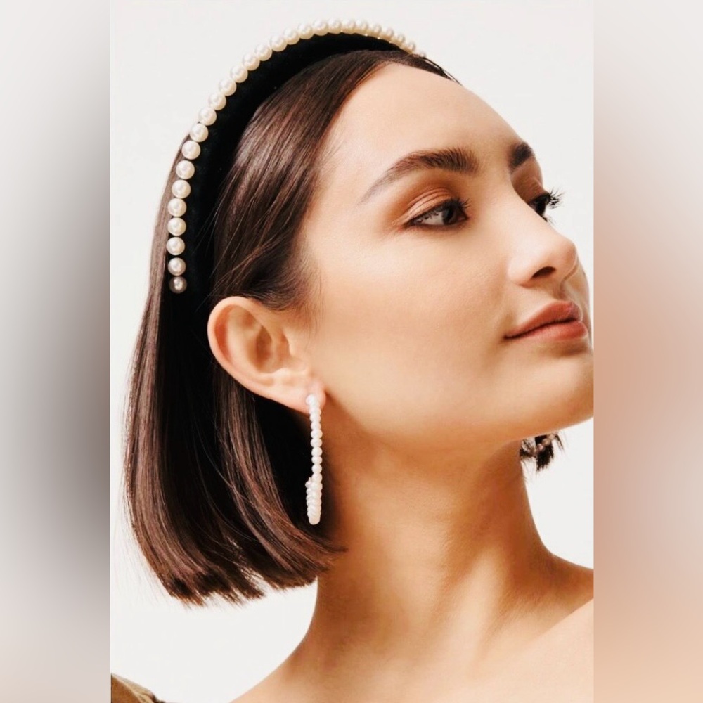 Lele Sadoughi Pearls Jet Black Velvet Slim Headband